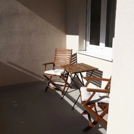 Elegant Znjan Split